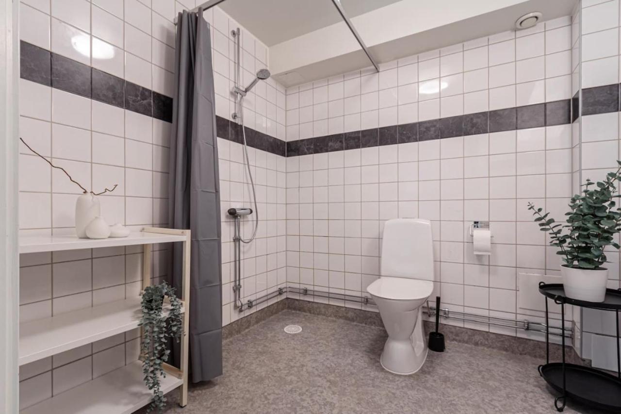 Affordable Studio In Trendy Sofo, Construction Work ストックホルム エクステリア 写真